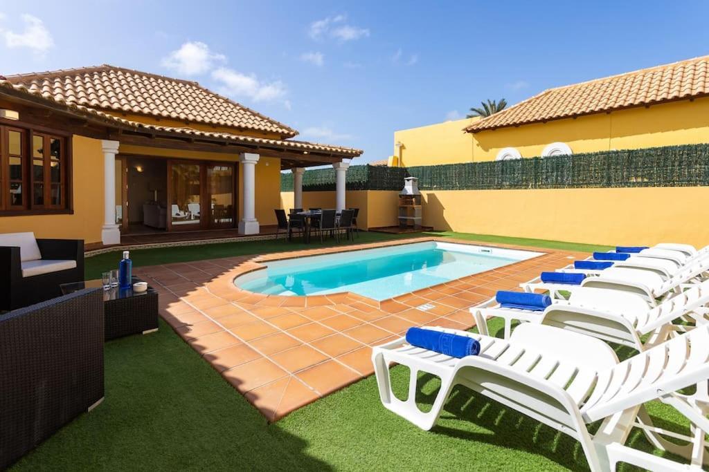 Villa Helen - Heated Pool Wifi Smarttv Barbecue コラレホ エクステリア 写真